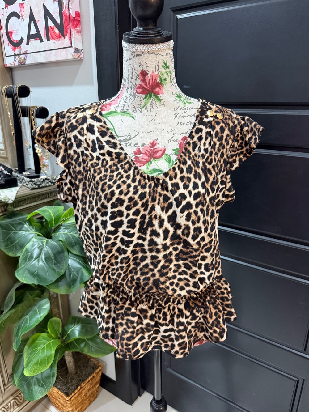 Adrienne Vittadini Leopard Print V-Neck Ruffle Hem Top - Brown Black - Picture 3 of 12